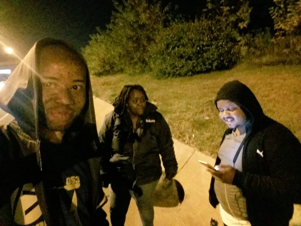 TiyaniTee's tweet photo. About last night after #SBHackathon... We had to help @CinaWood change her tire. @4otune Googling the instructions😂 #SkeemSam #Geeks https://t.co/jXnK3sgFUd