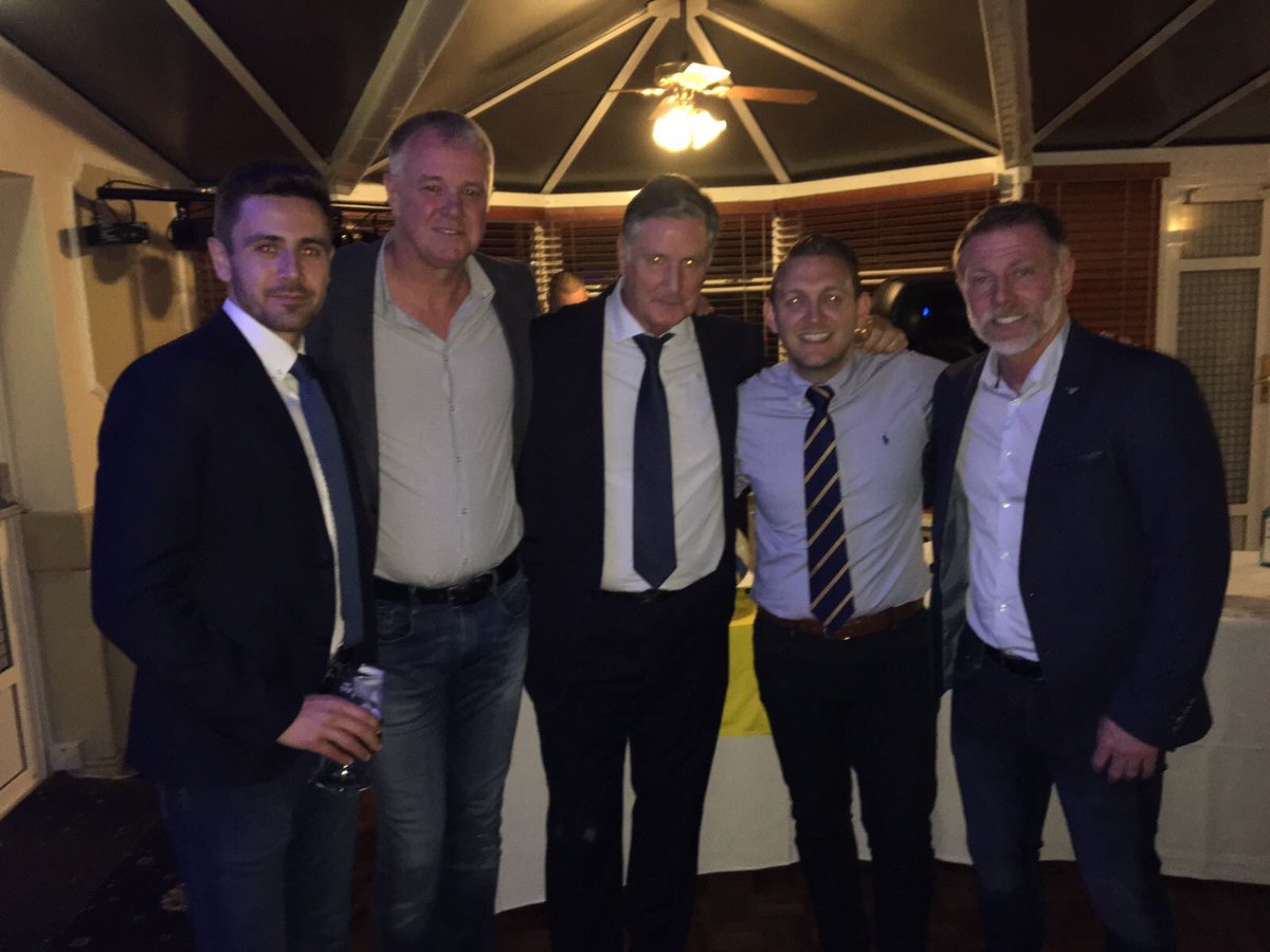 StMarys1947FC's tweet photo. Thanks to guests @GaryPallister06 @higs8 @jim_platt who made it a special night for the Club in its historical 70th Year #mfclegends 👏🏻👏🏻👏🏻 https://t.co/32WWQ4rUVD