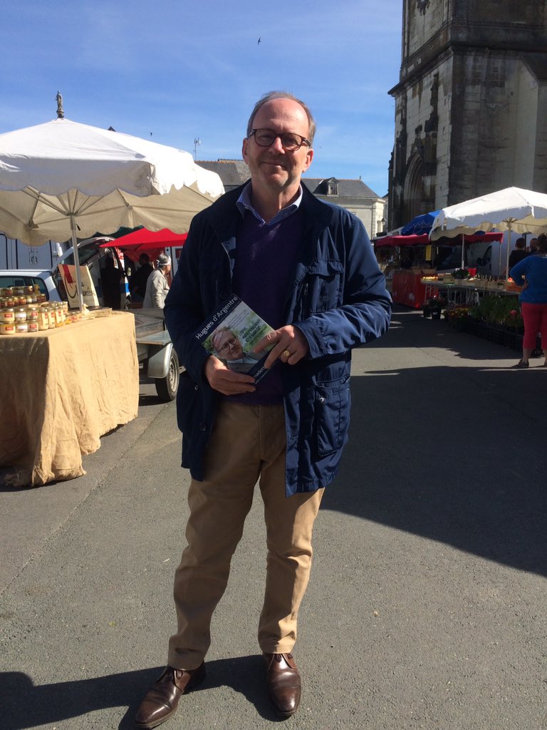 DArgentre577's tweet photo. Dimanche matin sous le soleil au marché de MAZE https://t.co/OvZDjL4OvC