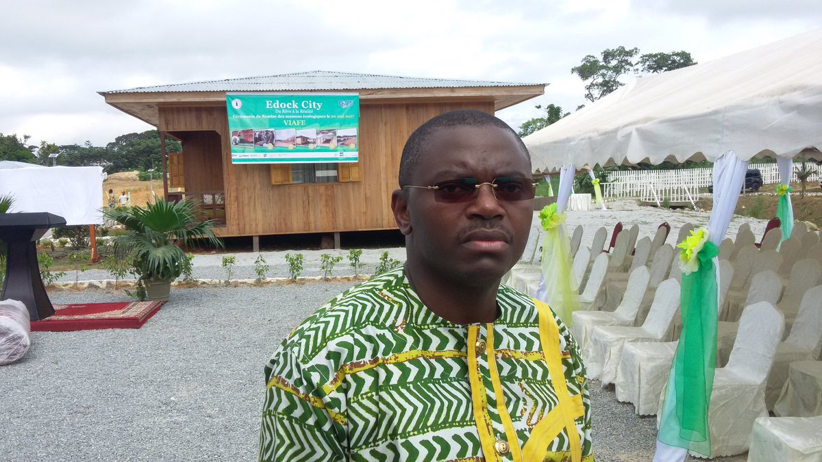 pahedipoula's tweet photo. #Gabon #EdockCity #Mitzic #Viafe
"je ne renie pas mes origines camerounaise! "
@CrepinGwodock
Ancien ministre
https://t.co/sLMFCy5ZlF https://t.co/S9WXRdW1TM