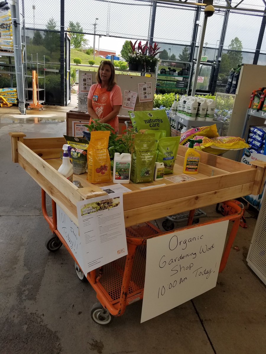 tammiflower's tweet photo. We learned a lot about organic gardening! Thank you everyone for helping! It was a team effort! https://t.co/HkpsmrgEWD