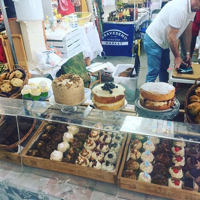 HWLcakes's tweet photo. At the @vintage_forget_me_not fayre today in #gravesend #delicious cakes #bakes#brownies @hwlcakes ##producedinkent https://t.co/NaO1r5UBpC https://t.co/afX5b5eTLc