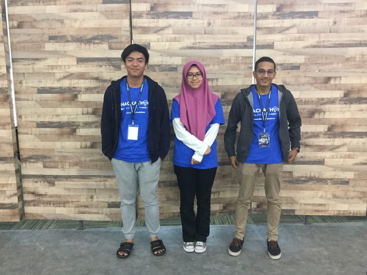 jomkoding's tweet photo. Kumpulan ke-2 untuk cabaran terakhir #JBKHackathon ! 
Kumpulan Hackathon Virgin https://t.co/O4yi9WGrWz