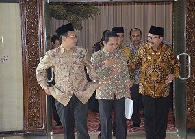 ParlemenJ's tweet photo. Inovatif https://t.co/KxM8DCsk1H @fraksiPKBjatim @JatimPakHalim @thoriqul_haq @chusainuddin @fitrinadjib @DanielJohanw @nurkholim @ana_khoz https://t.co/8LYY9cYT81