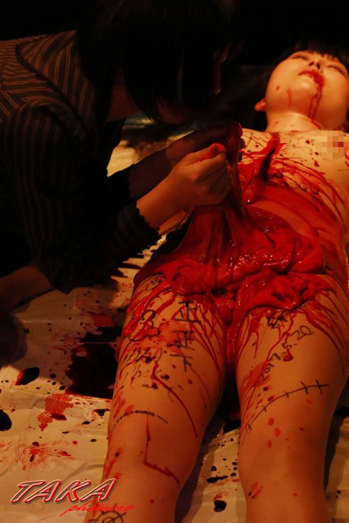 Takaphotoart 特殊メイクを使った人間解体ショーを見に ミスティックbar Doqudoquへ ゆりあちゃん 頑張ってくれました メイクだからこそ出来る美しい死体 素敵です エルグール 戸田ゆりあ たまーにav女優 Bar Doqudoqu Yotogi Eva T