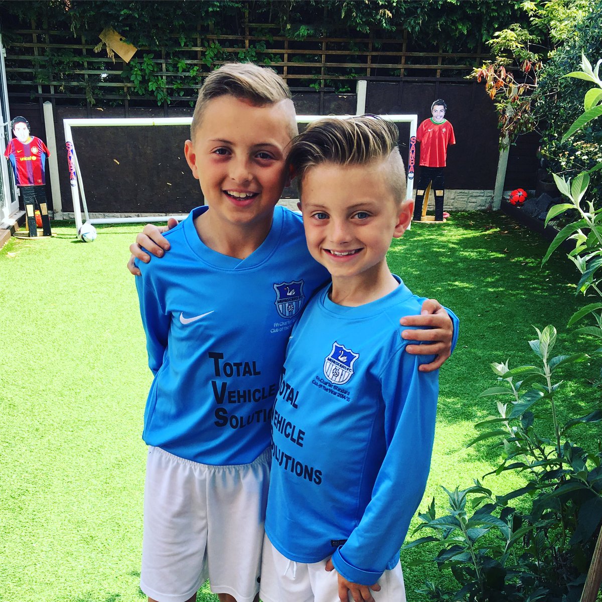 Thank you @cbarfoundation @THJTrust @LittleRascalsFn for a great tournament meaning these 2 could finally play together! An U7 and U10😂⚽️⚽️