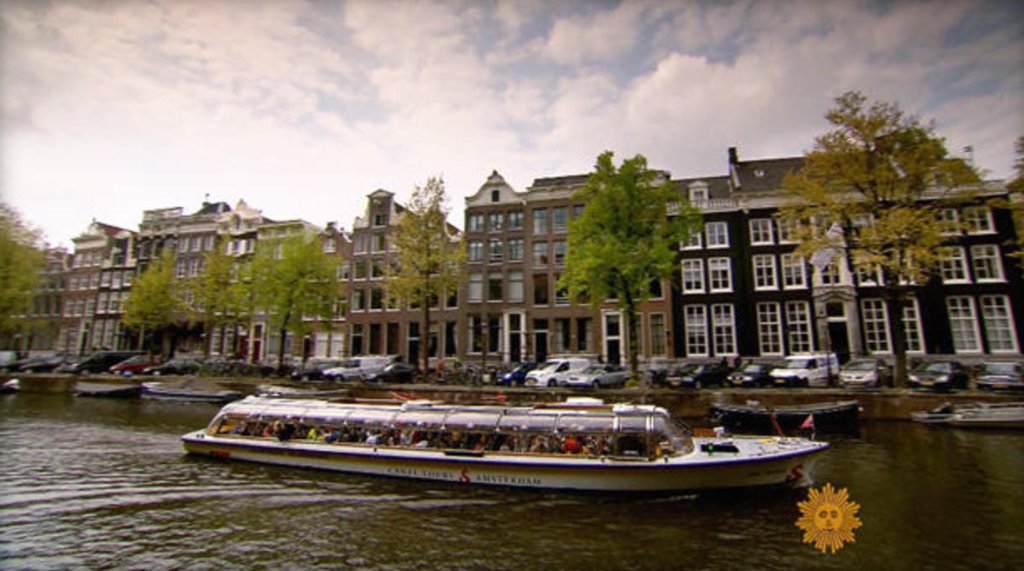 CBSSunday's tweet photo. Welcome to Amsterdam: The first city of the modern age and the heart of The Netherlands https://t.co/pws40kQCZR #CBSDesignIssue https://t.co/KSHkLuHqwO