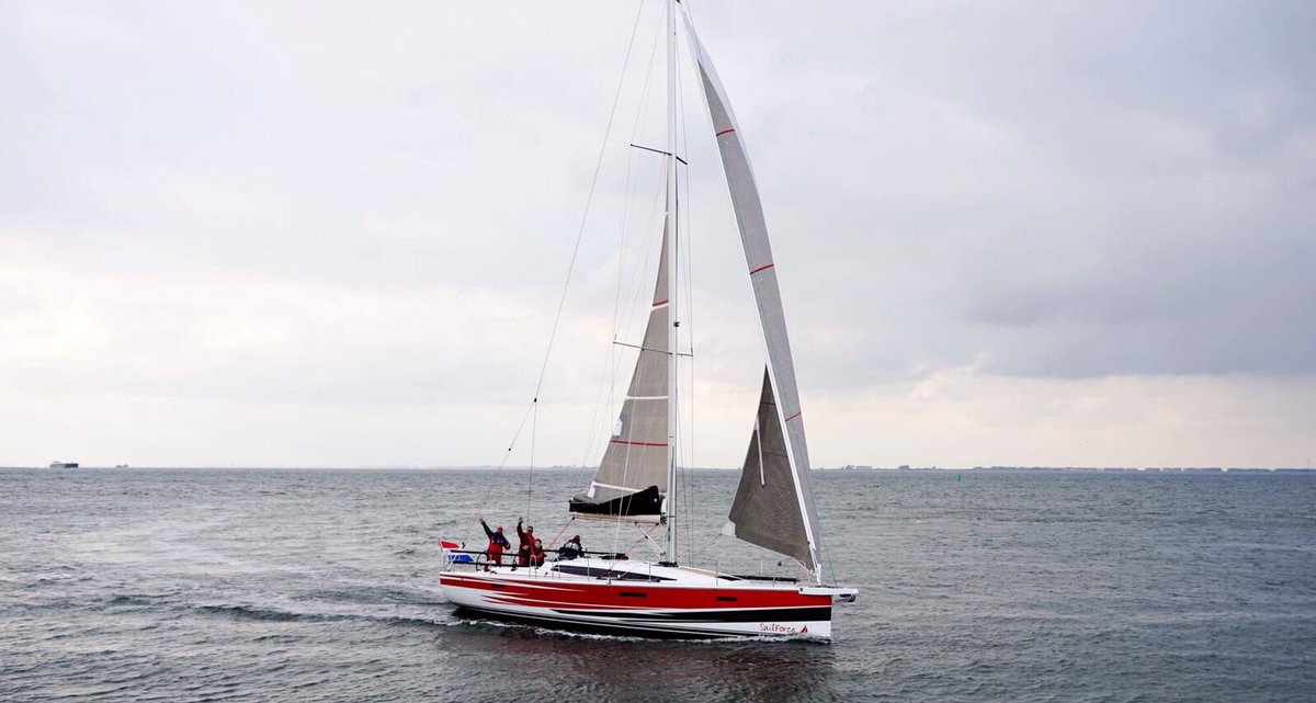sailforce's tweet photo. Foto's van ons nieuwe zeiljacht in actie #Dehler42 #zeilen #zeeland #oosterschelde #wemeldinge https://t.co/nm7sbQetwL