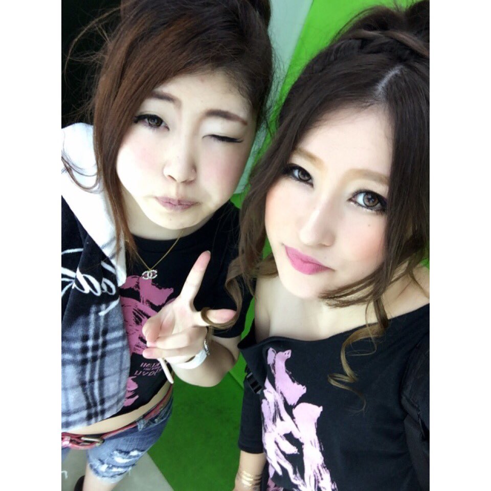 hkn_maimelo's tweet photo. カメラ初心者です💁🏼
主に野洲高校の写真メインです☝🏼
保存の際は一言いただけると嬉しいです🙌🏼
写真の自演自作はご遠慮願います🙇🏼‍♀️
見つけ次第ブロックさせていただきます🔨
フォローはご自由に〜😗😗😗
色々呟く多趣味な22歳〜🤘🏼💗🌟
こんなわたしですがよろしくです👐🏼 https://t.co/uK4TzcR9UV