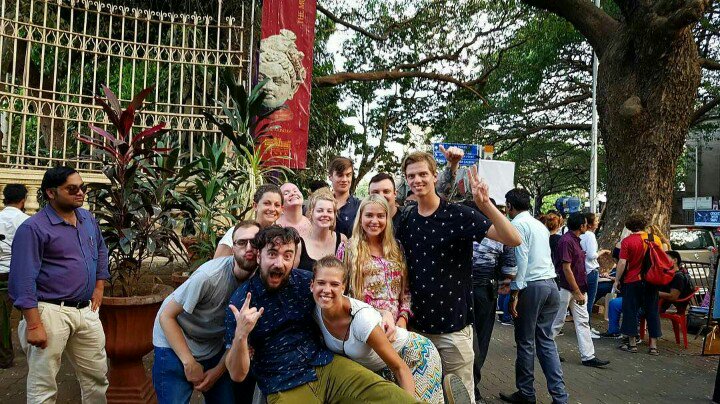 DFansDesign's tweet photo. #TheExtraordinaryJourneyOfTheFakir #TheFakir Shooting Spot !! #UmaThurman And Crew .
@dhanushkraja @aditi1231 @RIAZtheboss https://t.co/0LVpnisQDN