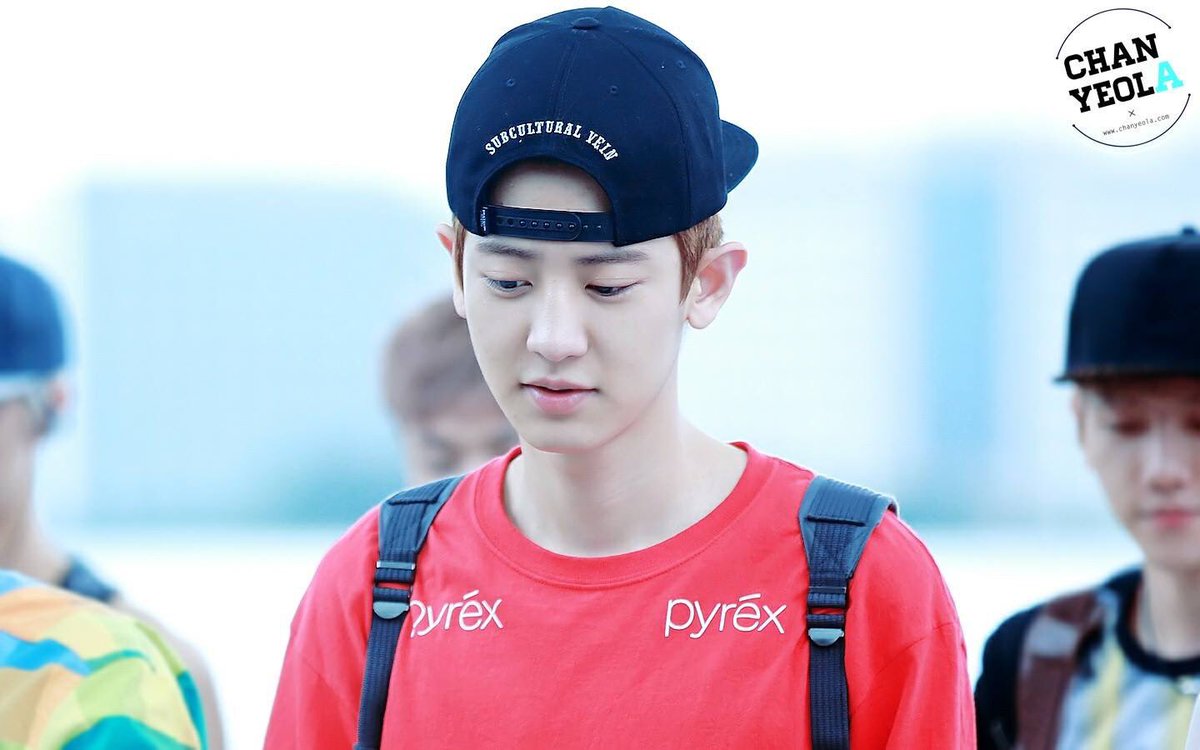 CHANBAEK_FAMILY's tweet photo. เด็กชายปาร์คชานยอลกับหมวก1ใบ https://t.co/sTaGQi8Iqy