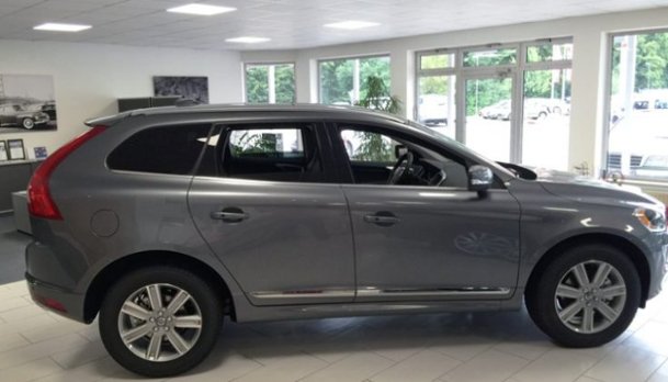 CapitolMotorsMS's tweet photo. LIMITED OFFER on our #Volvo XC60 T5 AWD Inscription in Osmium Grey Metallic. Tax-free price of $40,410 - don't miss out! https://t.co/zvvKI2oGwu