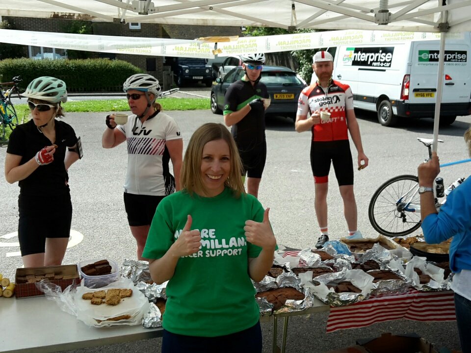 Mac_Petersfield's tweet photo. Enjoying the sun, cake and cyclists at the @LittleLumpy. Thanks for supporting @MacmillanSussex. We couldn't do it without you! https://t.co/nWK0eyjfZ0