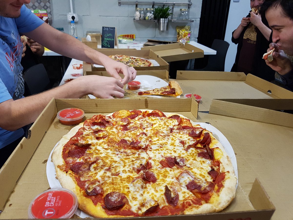 ArabArcade's tweet photo. Our little game jammers have been working so hard, we decided to have a little pizza party for them!

#aagamejam #gamedev #indiedev #pizza https://t.co/mVfFIXBQnA