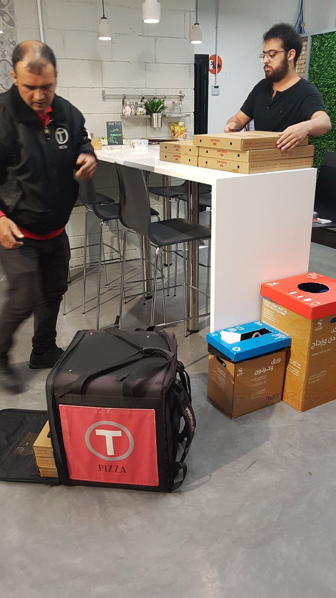ArabArcade's tweet photo. Our little game jammers have been working so hard, we decided to have a little pizza party for them!

#aagamejam #gamedev #indiedev #pizza https://t.co/mVfFIXBQnA