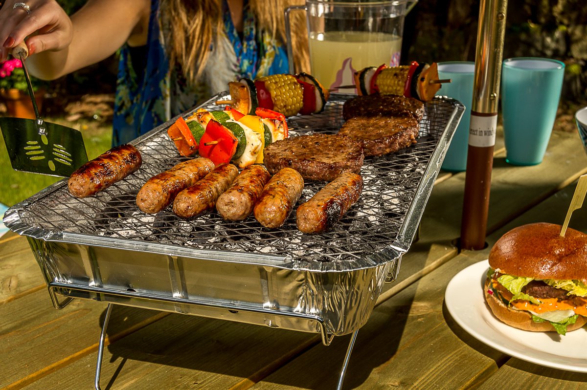 BarBeQuick's tweet photo. Not entered our #FridayFreebie #competition yet? Follow us and RT this post – there’s a #free #BBQ up for grabs! https://t.co/fhBFDmWMis
