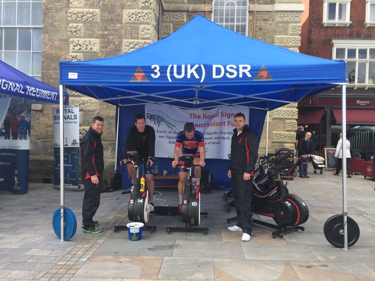 CO3DSR's tweet image. 3DSR personnel in Salisbury demonstrating our best values raising money for Baby Thomas. 1000miles in 24 hours. #fightingthird
