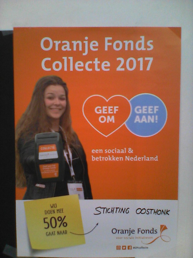 HetOosthonk's tweet photo. De collectebussen staan al klaar, vanaf morgen gaan we collecteren voor het Oranjefonds. #OFcollecte https://t.co/d9dxAdEbNl