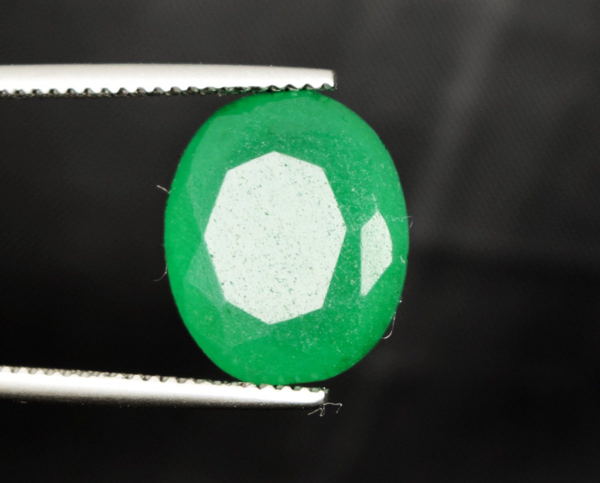 Hamletbusinesss's tweet photo. oval cut BRAZILIAN 9.75 ct. GREEN EMERALD gemstone super egl certifi… https://t.co/xPw58C5GZp #Shopify #Emerald_ring https://t.co/aS3ZN9ONMe