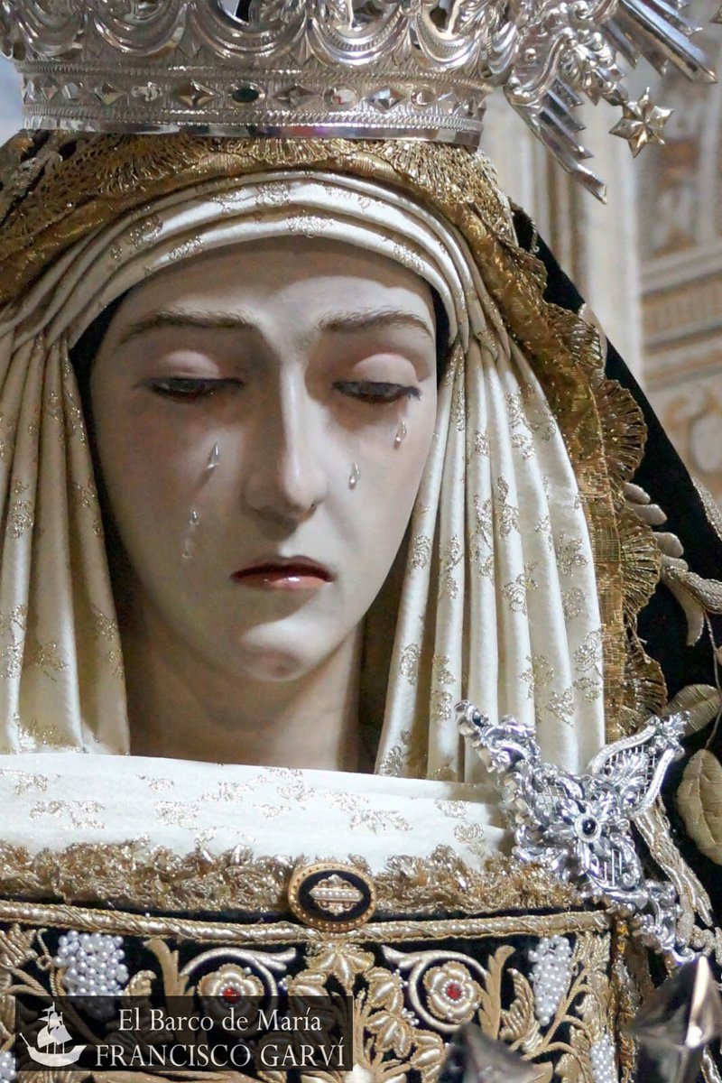 elbarcodemaria's tweet photo. Nuestra Señora de la Soledad #Granada
#Soledad2017
@Soledad_Granada
#ElBarcodeMaría
@FranciscoGarvi https://t.co/KvPPROwYH6