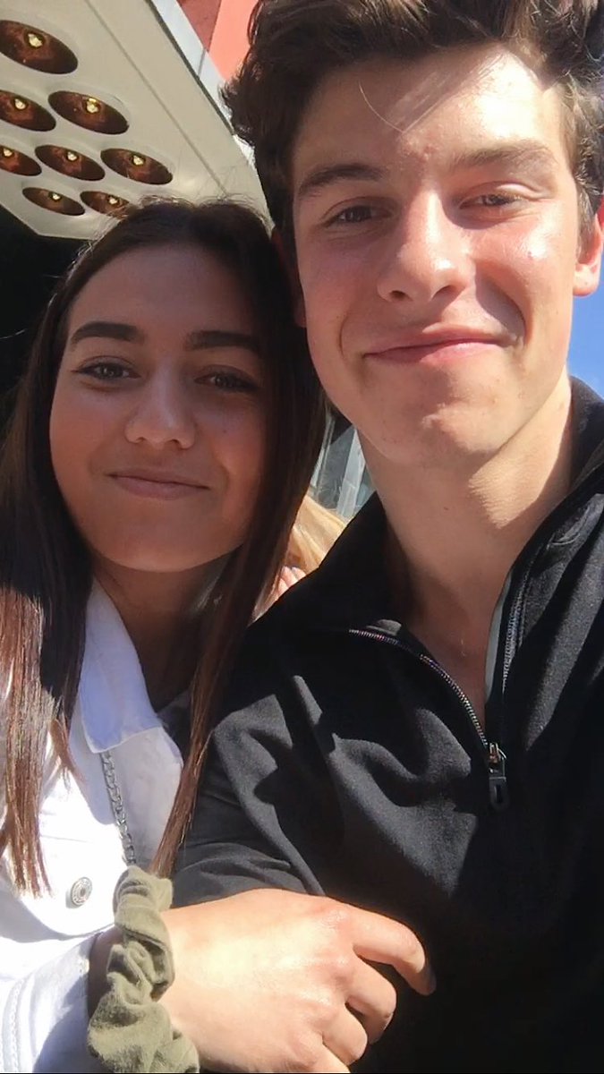 mendesftmutual's tweet photo. I LOVE HIM SO MUCH ❤️ https://t.co/5YPGeNYnts
