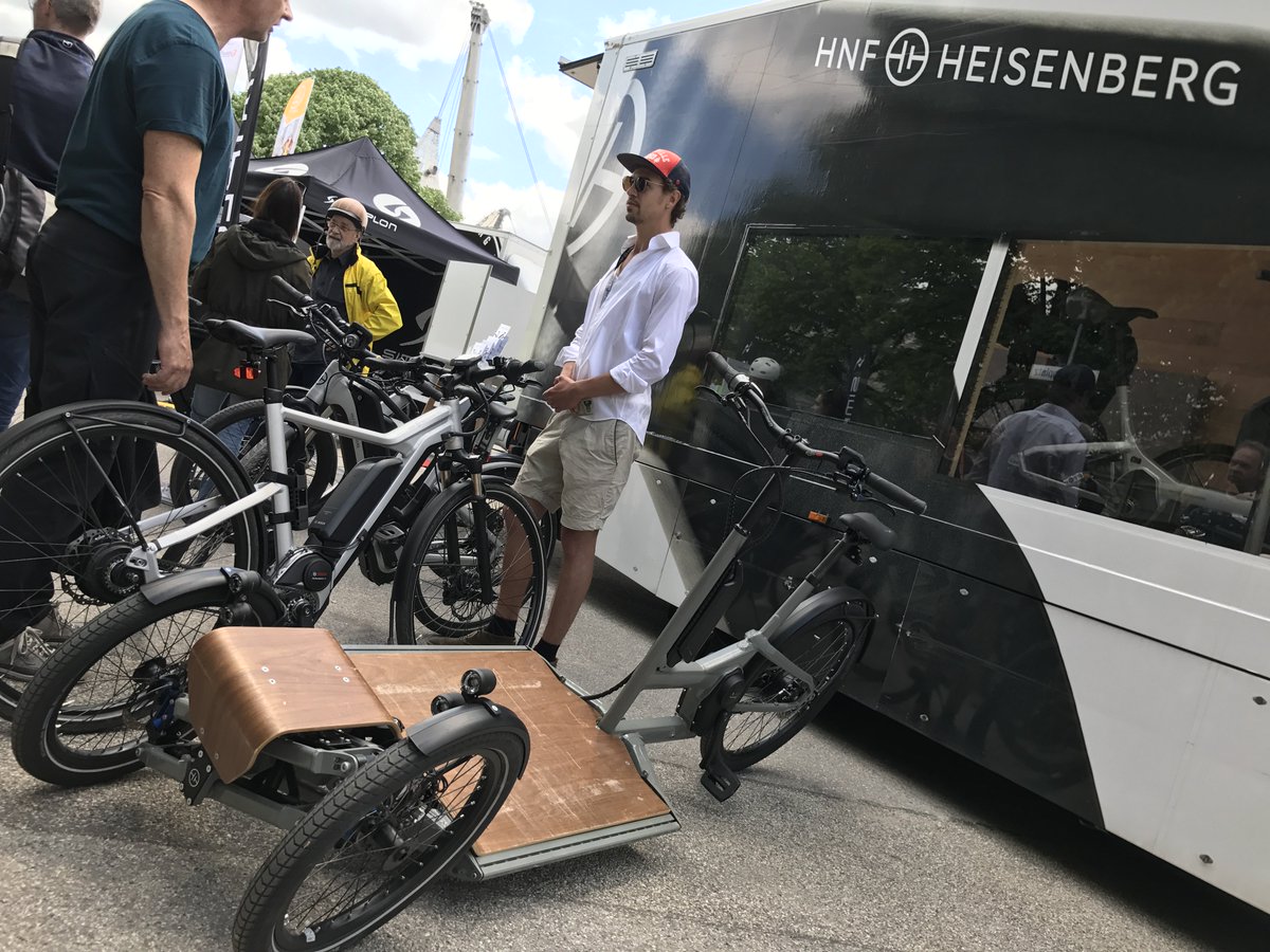 greenfinder_de's tweet photo. E BIKE DAYS München 2017: Bilder und Newsletter #ebikedays https://t.co/aXnnUTdZNt #pedelec #ebike @FLYERBiketecAG #greenfinder #EMTB https://t.co/G3nL3WdXct