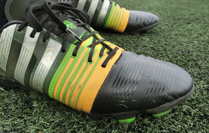 サッカースパイク レビュー】 アディダス ナイトロチャージ 1.0