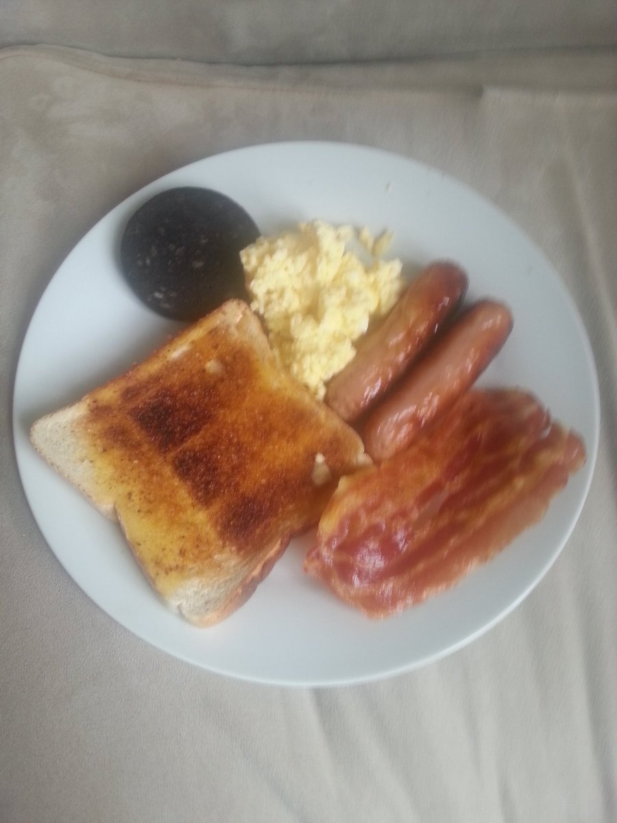 HeatyRL's tweet photo. Having these bad boys... #ukbreakfast https://t.co/JXh20d6JqU