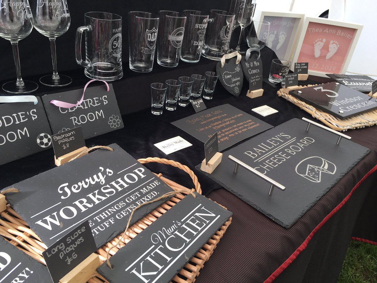 BaileyMadeGifts's tweet photo. Great to see so many people at the @IlkestonFood Fair! Pop and see us to find how we can help with a gift for your friends and family 🎉 https://t.co/QaSCai4Ve1