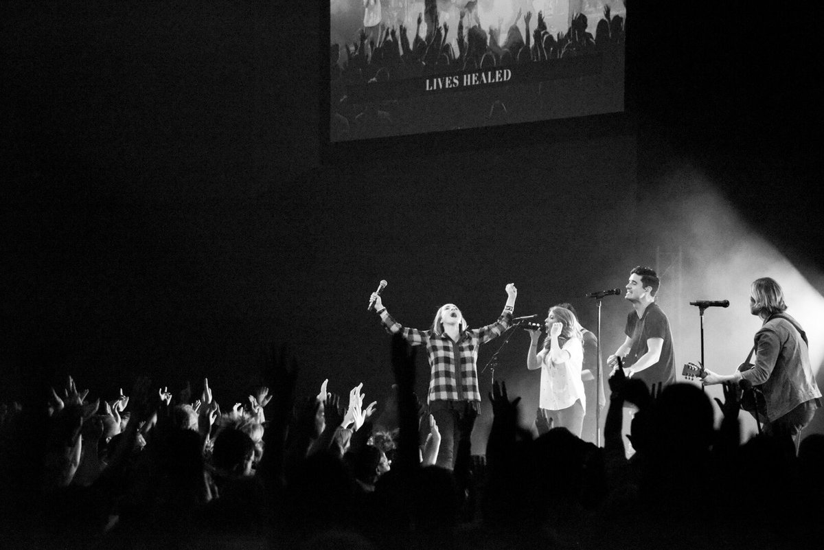 ChristineCaine's tweet photo. We had a NEW, old school Revival in Kalamazoo last night...Thank you Jesus. You change EVERYTHING! #NightsOfMinistry https://t.co/UG4JLOKQgn