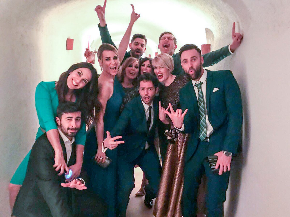 abeniaadriana's tweet photo. Todo el amor lo pusieron Laura y Risto, nosotros pusimos el gamberrismo!!! 😂🤣🤘🏻🍿 https://t.co/HJW1S5bXKb