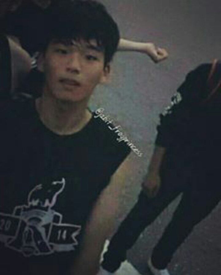 HaMinhoUpdates's tweet photo. [PIC] Unreleased photo of Ha Minho (cr. jabit_frogprincess) #하민호 https://t.co/XcHKxWYoWK