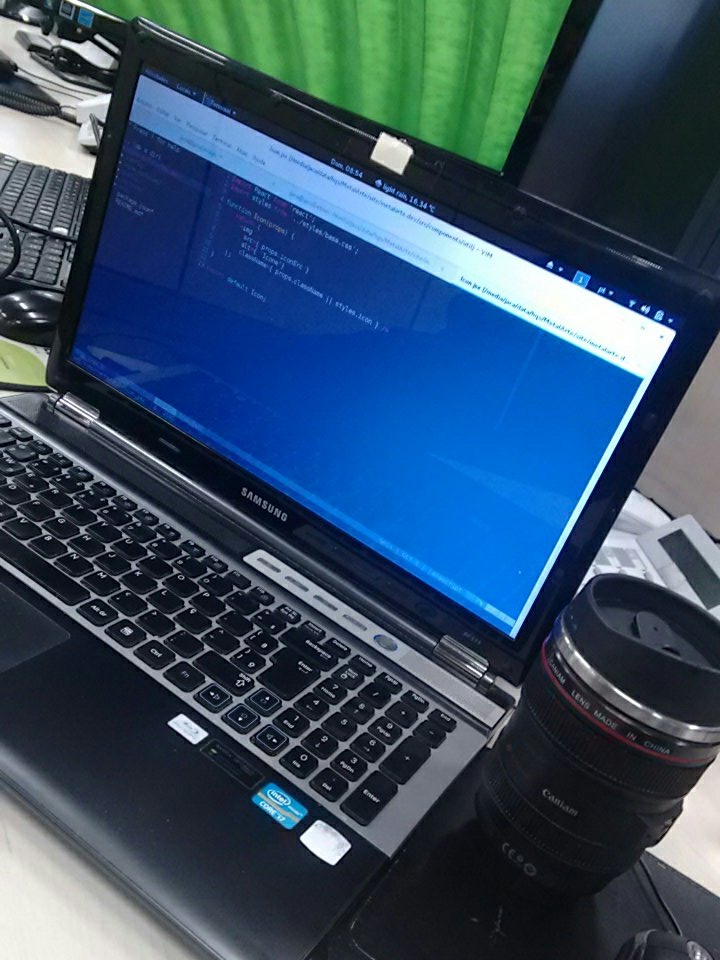 fullstackgeorge's tweet image. Coffee at the ready. Let's do some #reactjs with #cssmodules. Now with proper presentational/control components!