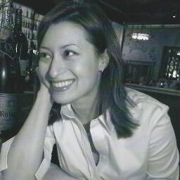 JannieBroadcast's tweet photo. @LenaNPiano #SundaysinParis playing now @CalonFM #ClassicalXOver4U https://t.co/a0NRVV9nC6