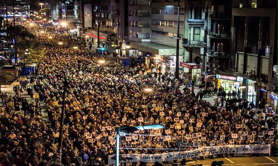 georgina_mayo_'s tweet photo. Los periodistas podemos hacer más que enviar un tuit cada 20M. El resto del año no debe ser de silencio informativo sobre las causas de DDHH https://t.co/ipV76xkRFj