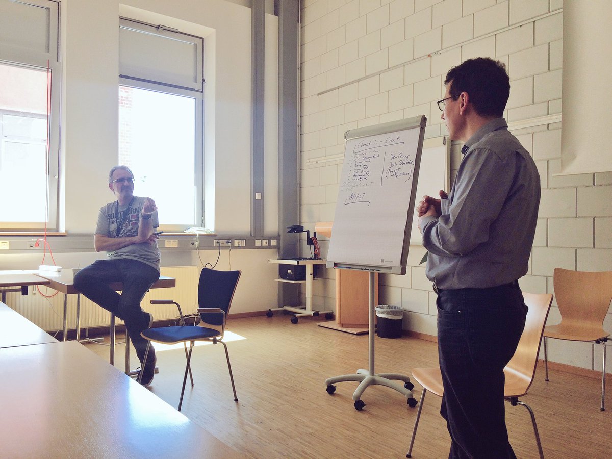 AnjaAgafonova's tweet photo. Inspiring connect.IT session with @WolfgangKraus and @FrankOschmann at #bchn17 https://t.co/2zxey0mIyd