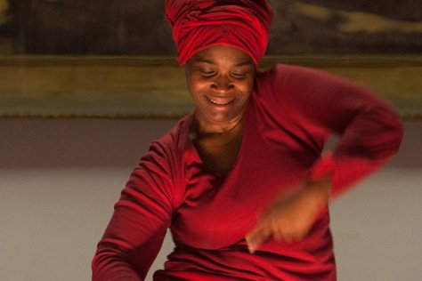 Lecloudlp's tweet image. (Dé)couvert cette semaine à la @CavePoesie, ON T'APPELLE VÉNUS jouera ce mardi à @AnisGras // Notre critique ----&amp;gt;&amp;gt; lecloudanslaplanche.com/critique-2363-…