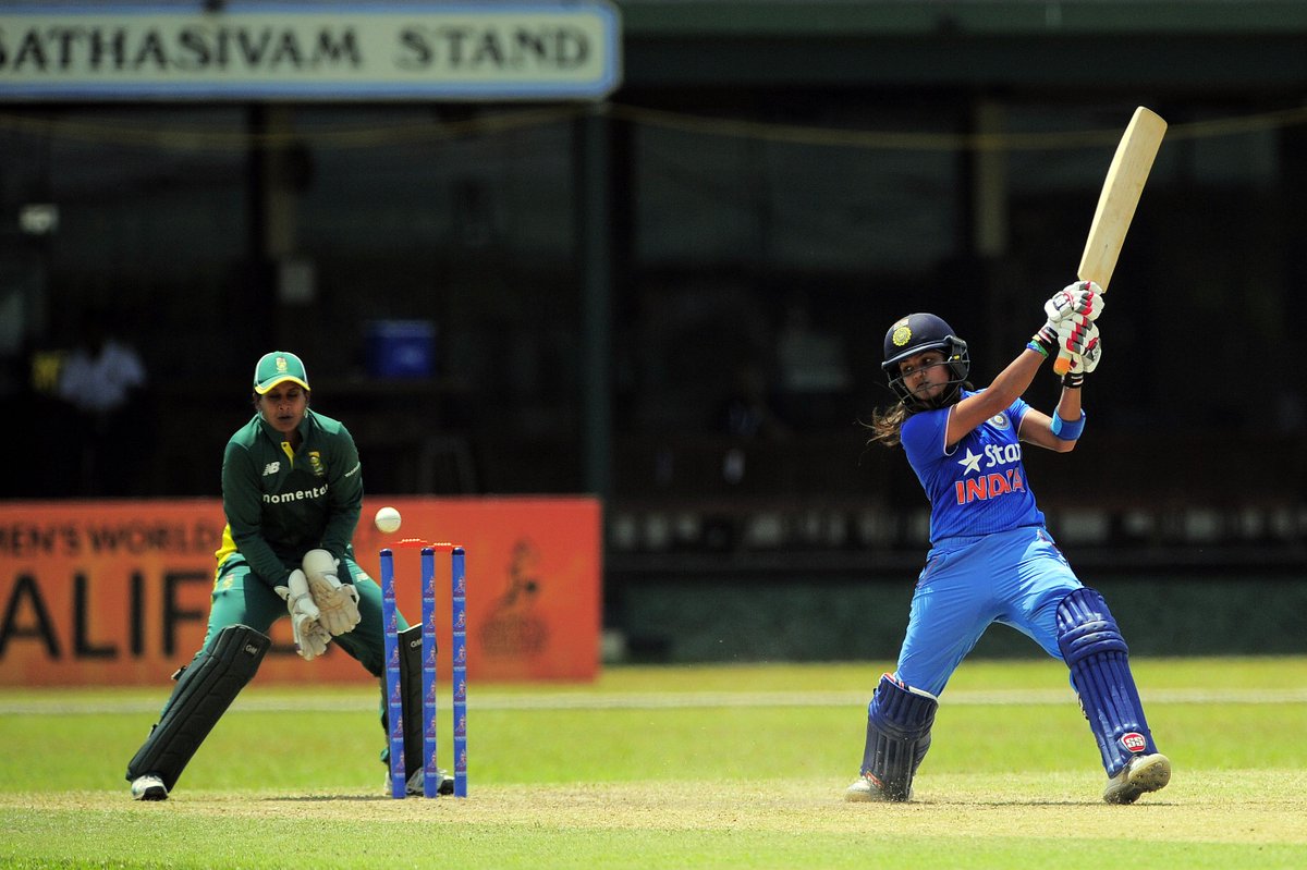 ProteasMenCSA's tweet photo. IND wmn 77/2 after 20 overs. Raut 45*, Raj 14. They need 80 to win from 30 overs. #WomensQuadrangular 
#ProteasWomen https://t.co/XuBtTwUzvC