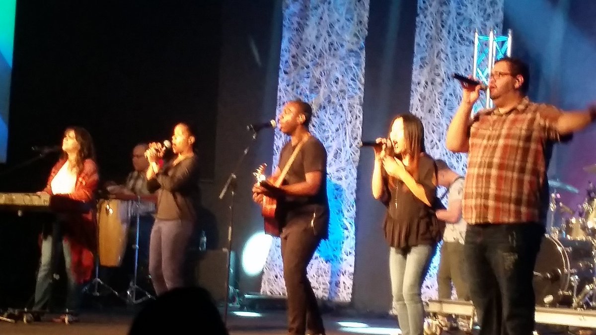 KETwedell's tweet photo. Great p&amp;w this morning. Our team member, Gideon was leading this morning &amp; his energy is contagious for the early service! #DCServe https://t.co/TKaHexlAdb