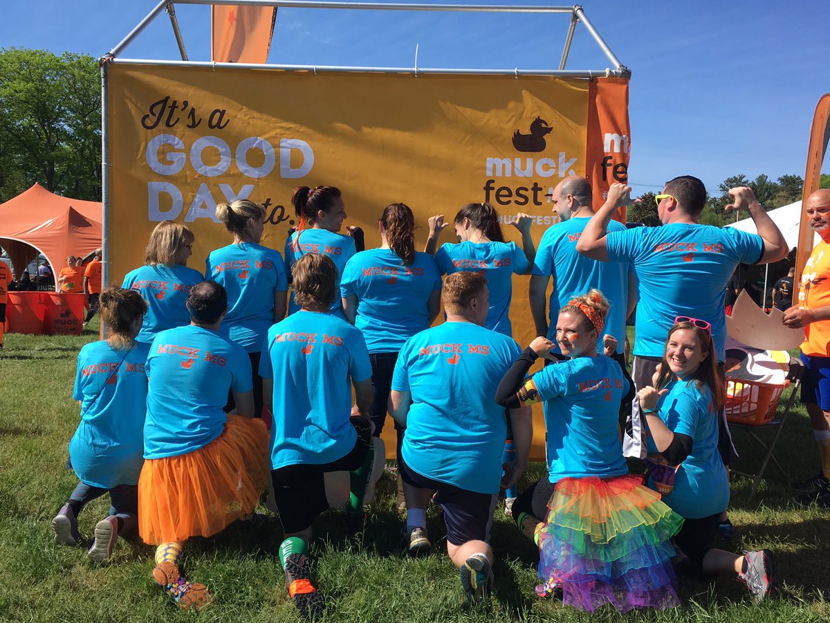 erin_roache's tweet photo. Before and after team pic! @MuckFestMS so much fun! So proud of my team! #muckfestms #mrbeaumontsdirtylittlemuckers #muckface @abbvie https://t.co/OuzxzKCFgM
