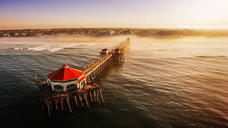 TheOCandME's tweet photo. Fancy a stroll? Measuring 1,850 feet in length, the iconic Huntington Beach Pier is one of the longest piers on the West Coast.
#OCandME https://t.co/OQni9mnCHZ