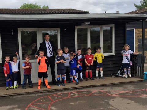 Hughenden Valley FC tweet media