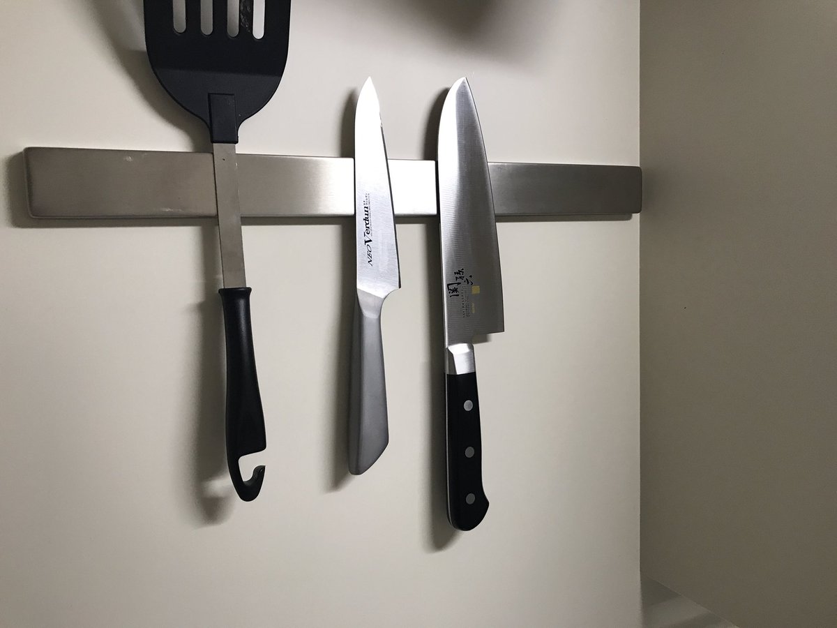 ドルピン Windys Ikeaのマグネットナイフラック 取り付けてみました