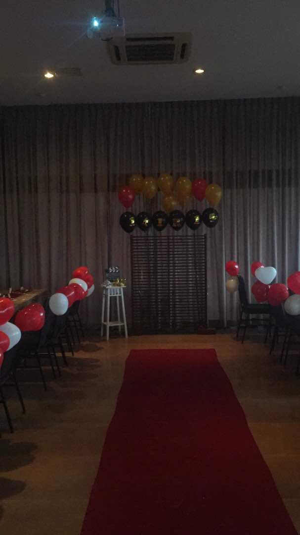 IRCommittee's tweet photo. IR OHANA DINNER 🎉✨ (it's happening now)) https://t.co/0R7aPOFfCG