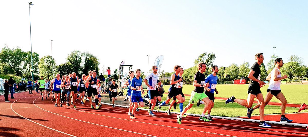 Gisteren was #Project2uur59 aanwezig <a href="/DCDLoop/">DEM Citadel DEM Loop</a>. @JoArt_writes finishte als 3e, <a href="/JaccoHeijblok/">Jacco</a> 4e en <a href="/runningdave76/">Dave Molenaar</a> als 6e. Well done boys!