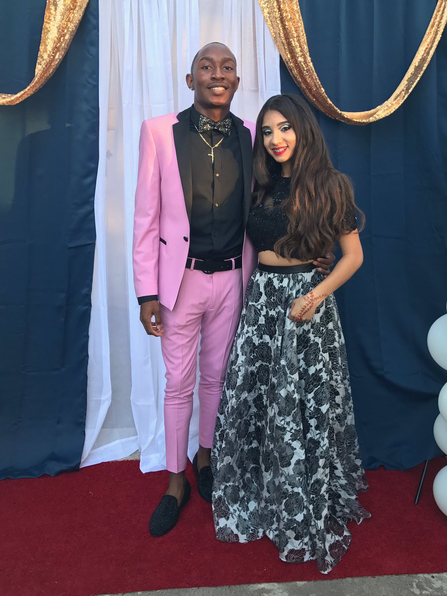 TheReal_Heffly's tweet photo. A Bond That Can't Be Broken๐ฏ๐. #prom2k17 #MLECprom https://t.co/i6gq6o4AO5