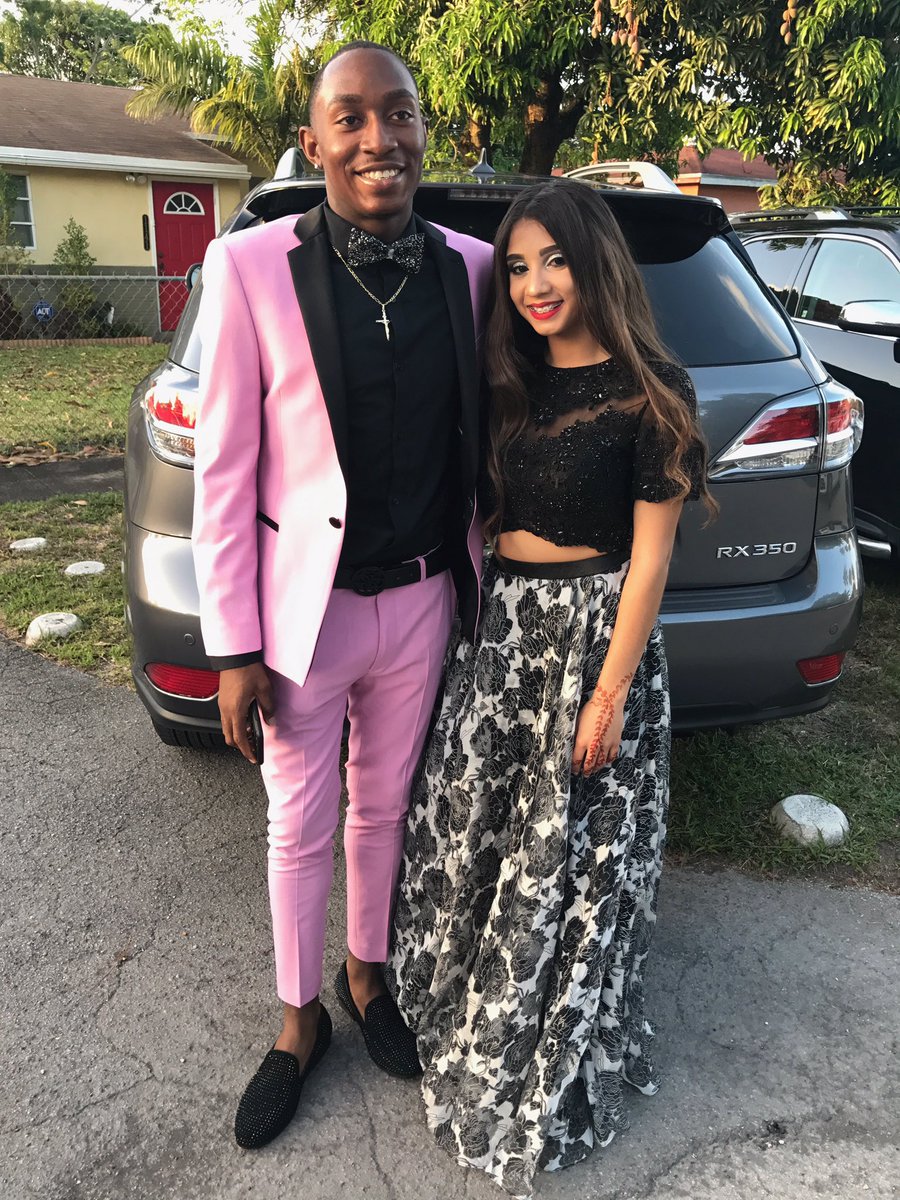 TheReal_Heffly's tweet photo. A Bond That Can't Be Broken๐ฏ๐. #prom2k17 #MLECprom https://t.co/i6gq6o4AO5