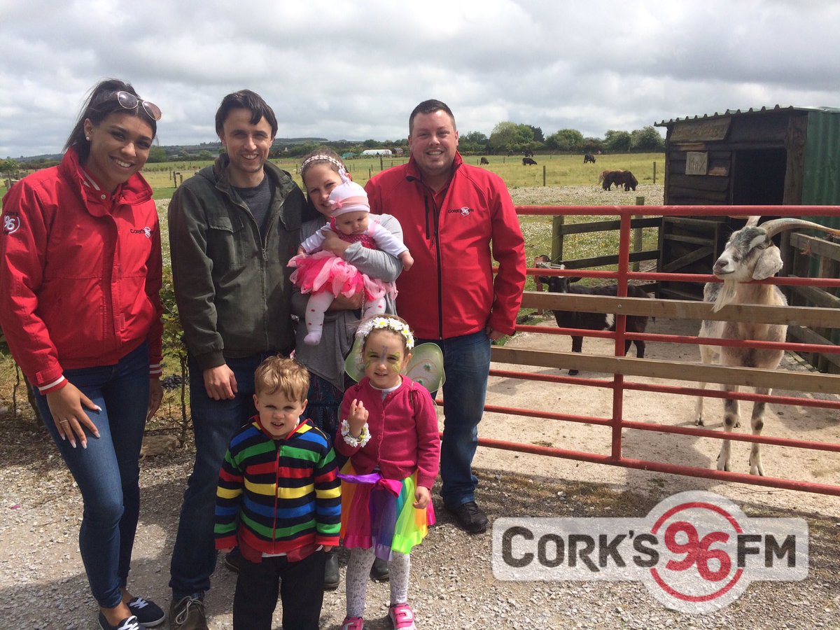 Corks96FM's tweet photo. The Street Fleet are at @TirnaSi in Watergrasshill today for the Fairy Festival in association with @hillfest2017. #hillfest17 https://t.co/FidvPhfNDo