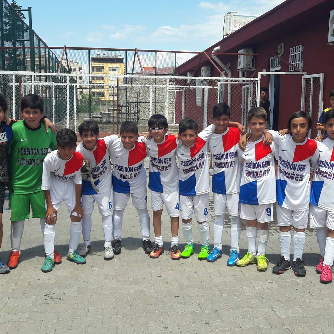 Başarılarınızın devamını dilerim tebrikler arsuz idman yurdu