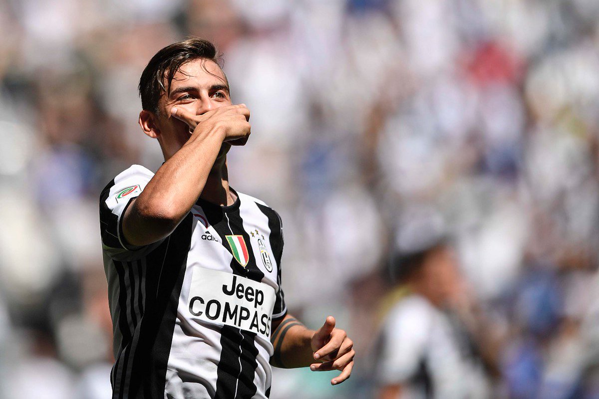 juventusfcid's tweet photo. “@PauDybala_JR itu _____________” 

#FINOALLAFINE #JuveCrotone https://t.co/2p60YzVSOF